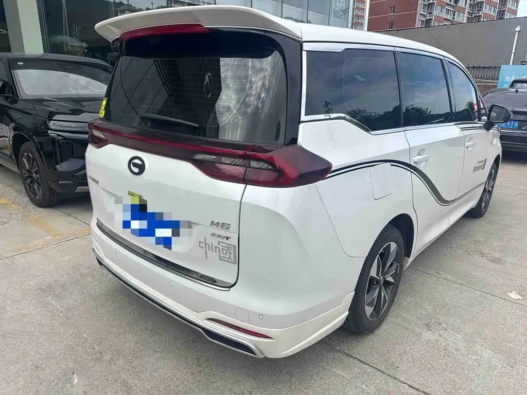 GAC Trumpchi M6 2022 — фото 12