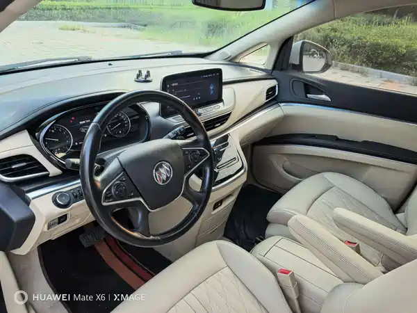 Buick GL8 2023