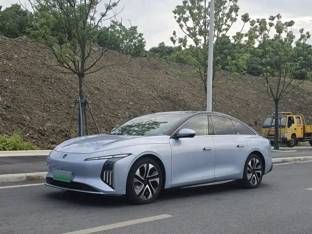 Fengxing Xinghai S7 2025