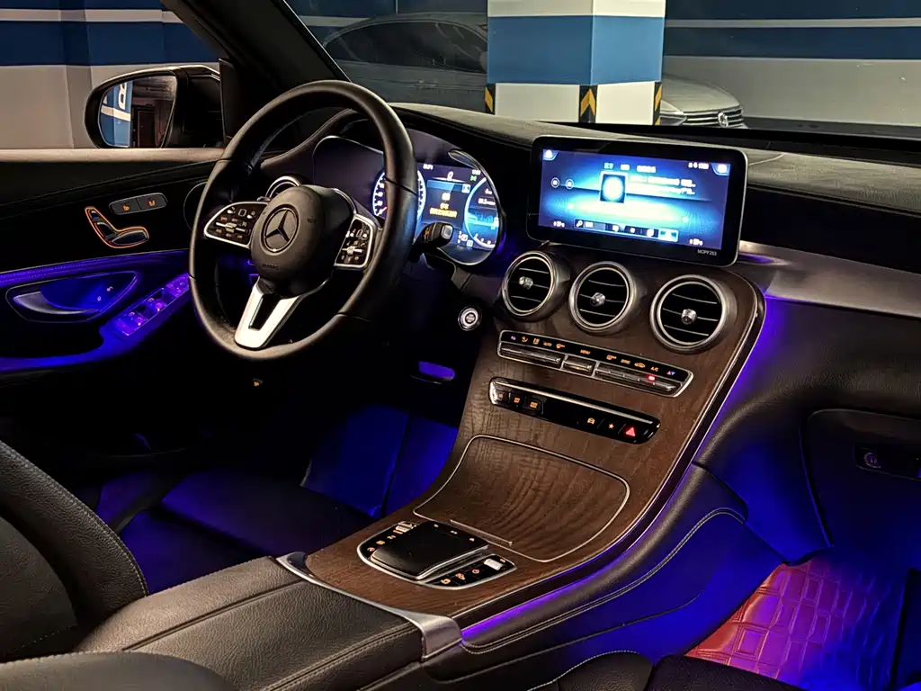 Mercedes-Benz GLC 2020 — фото 11