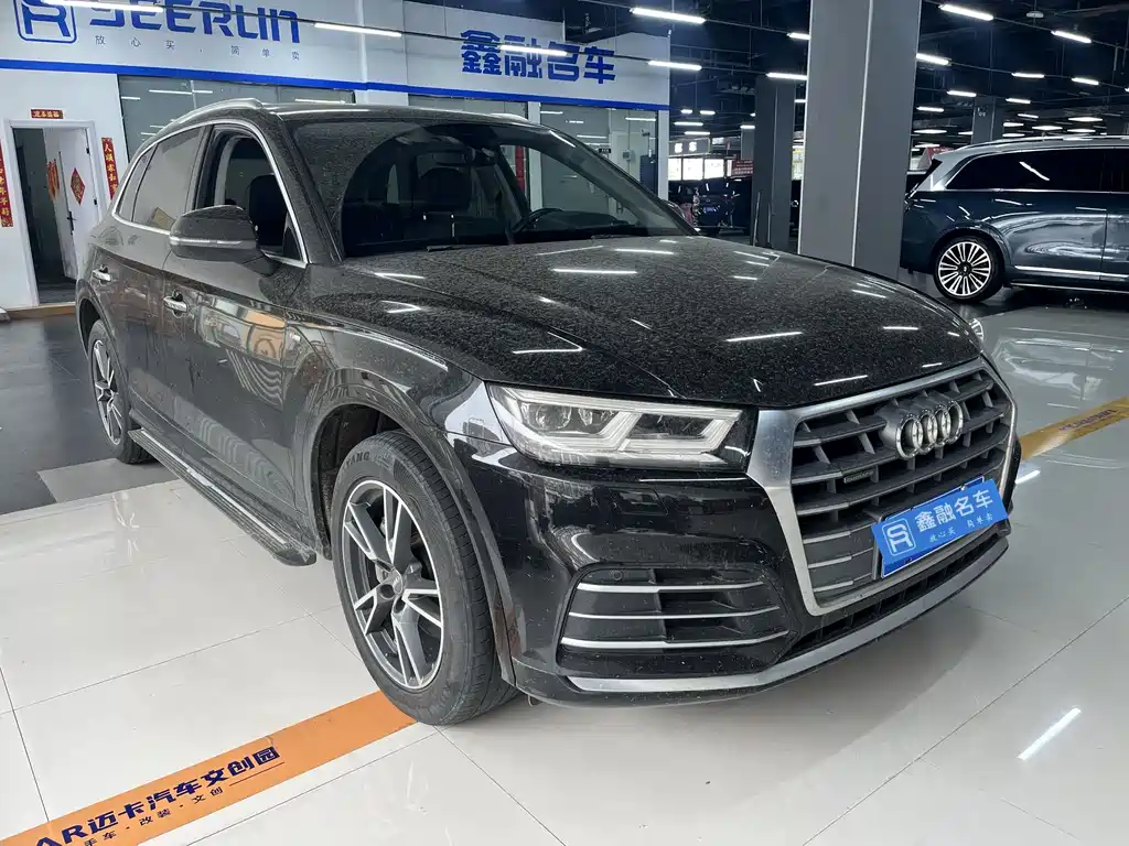 Audi Q5L 2020 — фото 2