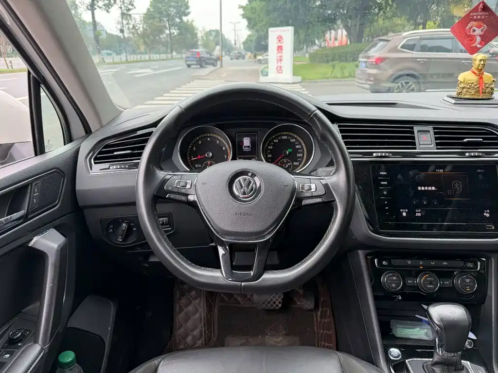 Volkswagen Tiguan L 2020 — фото 14