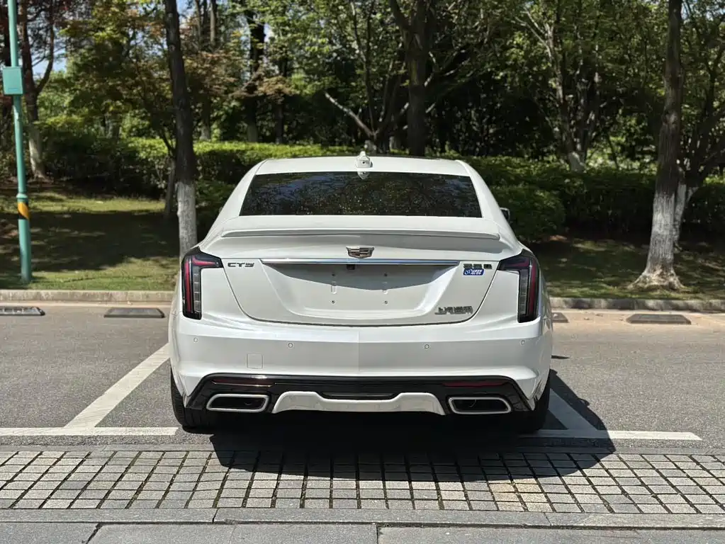 Cadillac CT5 2024 — фото 12