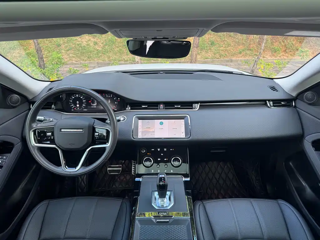 Land Rover Evoque 2022 — фото 18