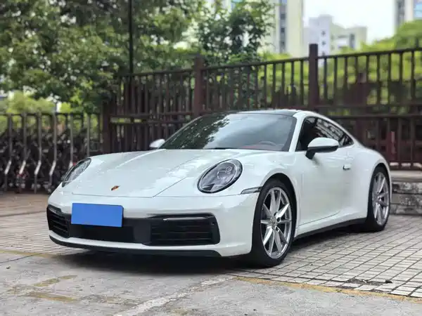 Porsche 911 2020