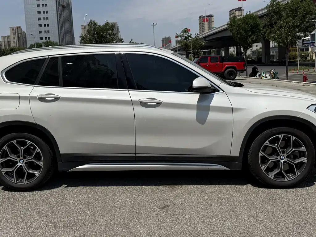 BMW X1 2020 — фото 10