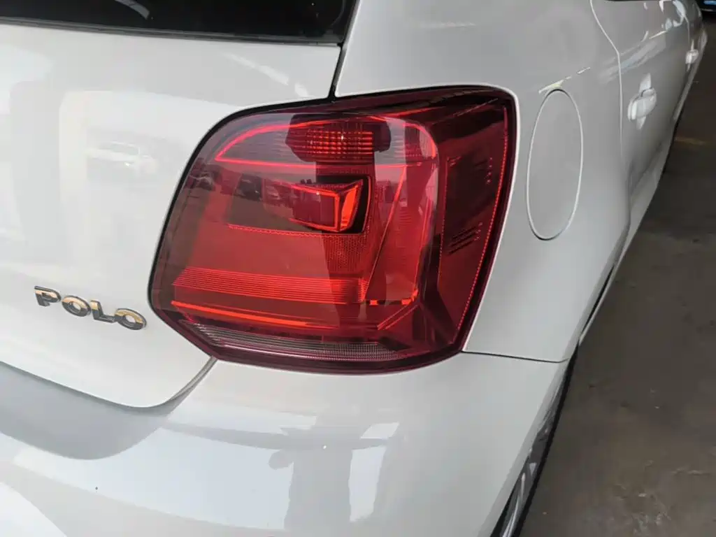 Volkswagen Polo 2015 — фото 8