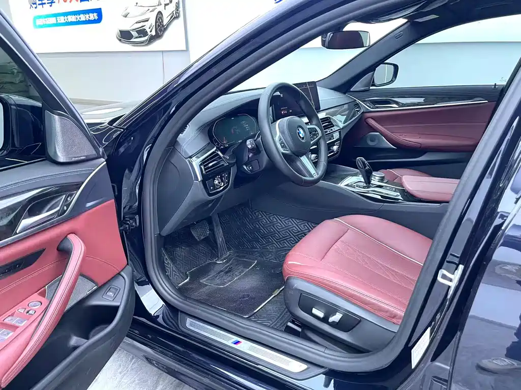 BMW 5 Series 2022
