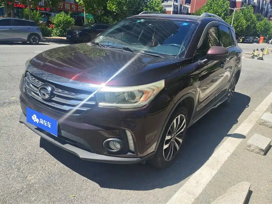 GAC Motor Trumpchi GS4 2015 — фото 1