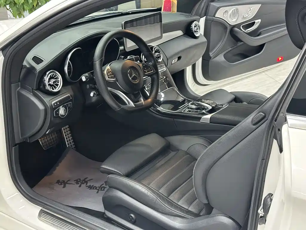 Mercedes-Benz C-Class 2017 — фото 9