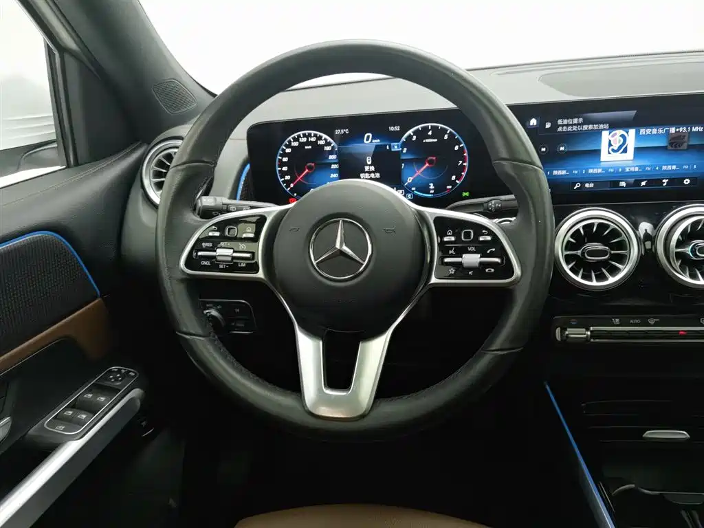 Mercedes-Benz GLB 2022 — фото 11