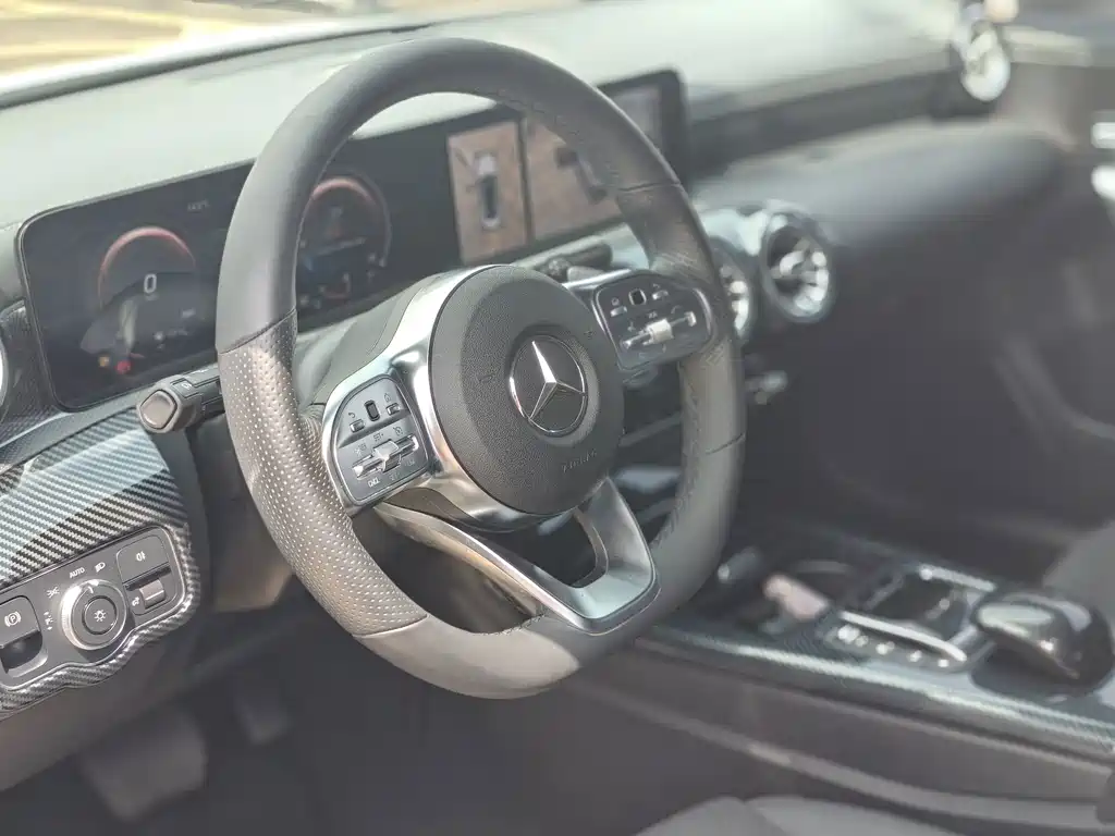 Mercedes-Benz A-Class 2021