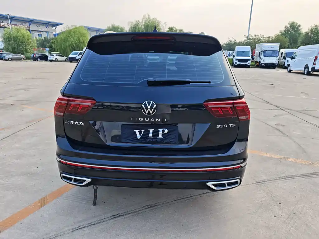 Volkswagen Tiguan L 2023