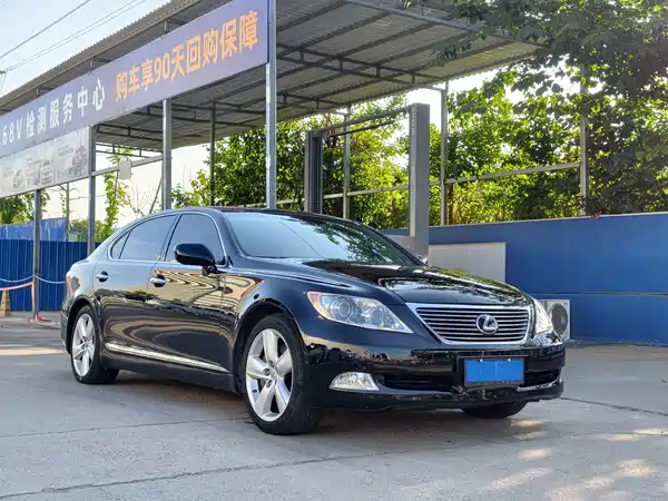 Lexus LS 2009