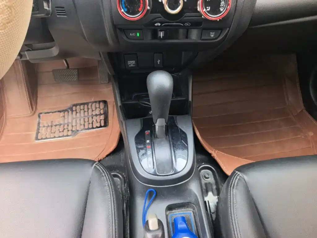 Honda Fit 2018 — фото 14