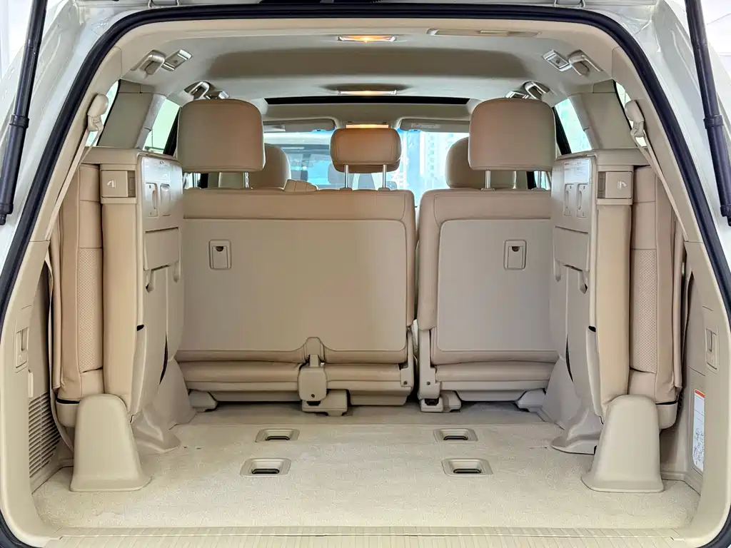 Toyota Land Cruiser 2020 — фото 15