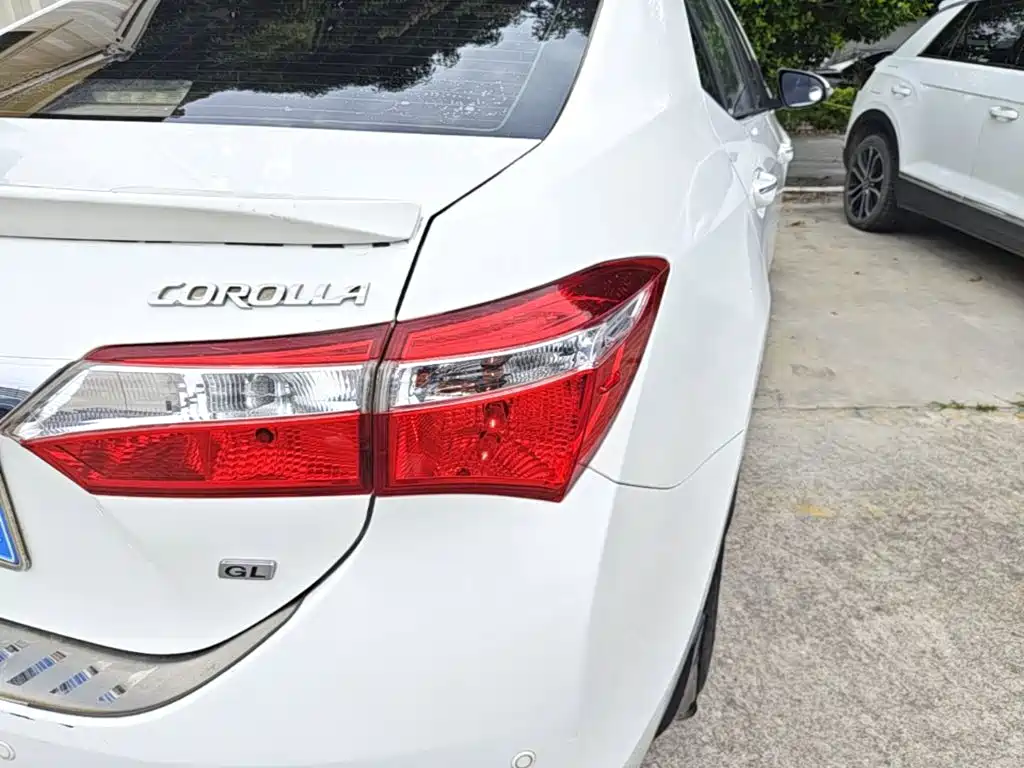Toyota Corolla 2016 — фото 8