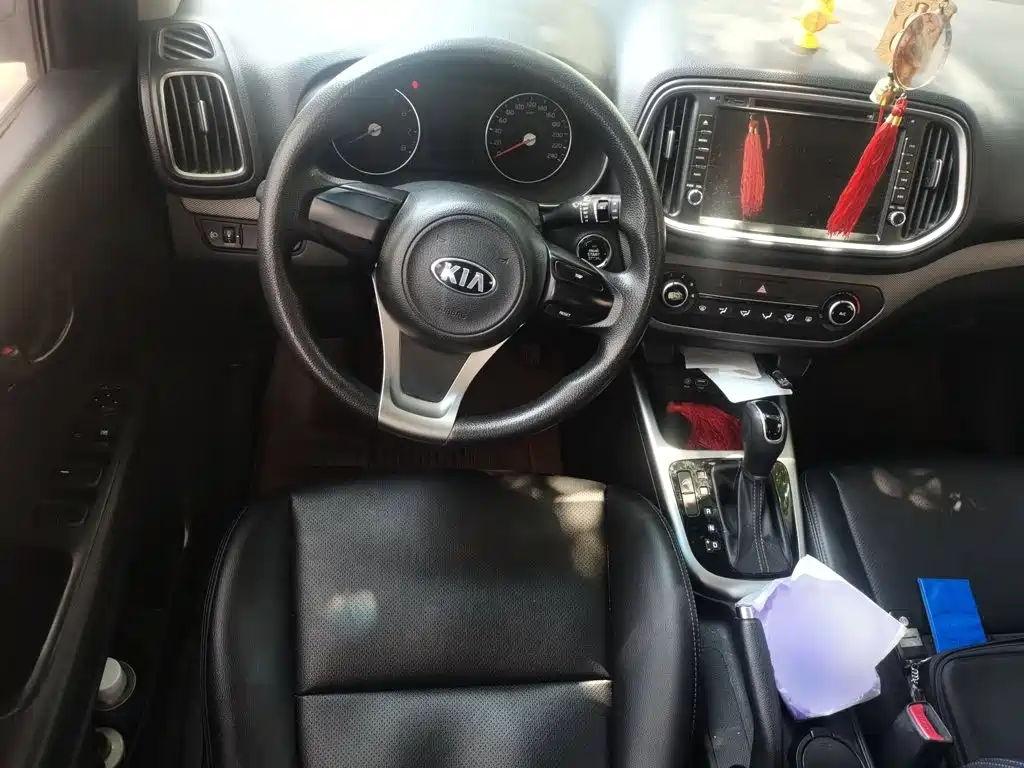 Kia KX3 2016 — фото 3
