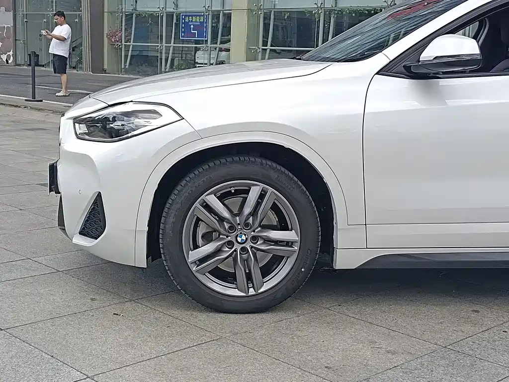 BMW X2 2021 — фото 4