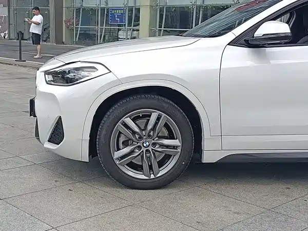 BMW X2 2021