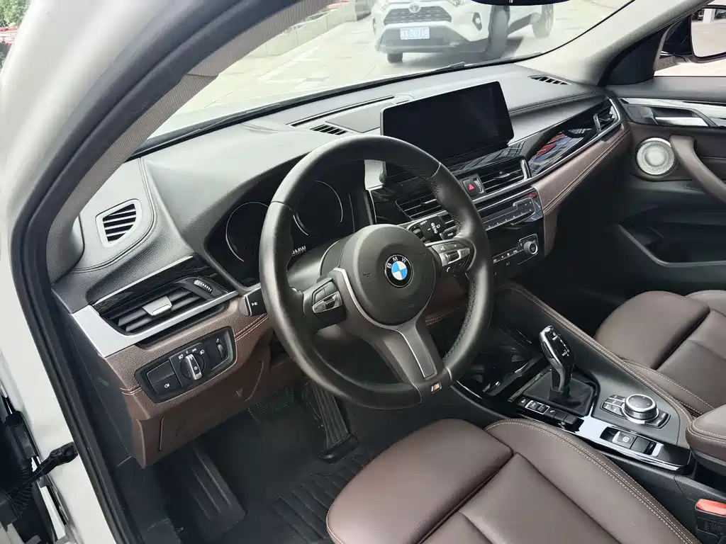 BMW X2 2021 — фото 12