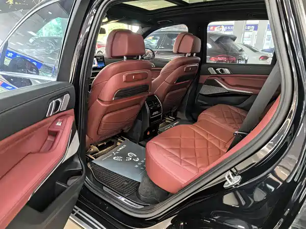 BMW X5 2023