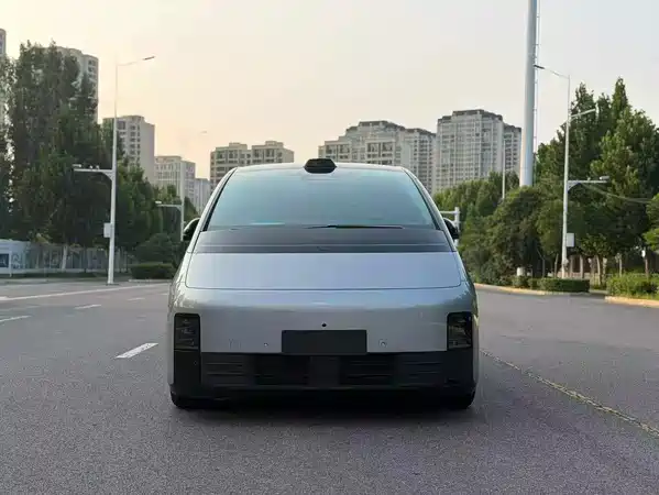 Li Auto MEGA 2024