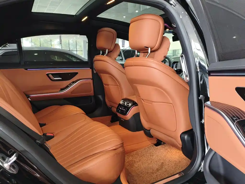 Mercedes-Benz S-Class 2025 — фото 13