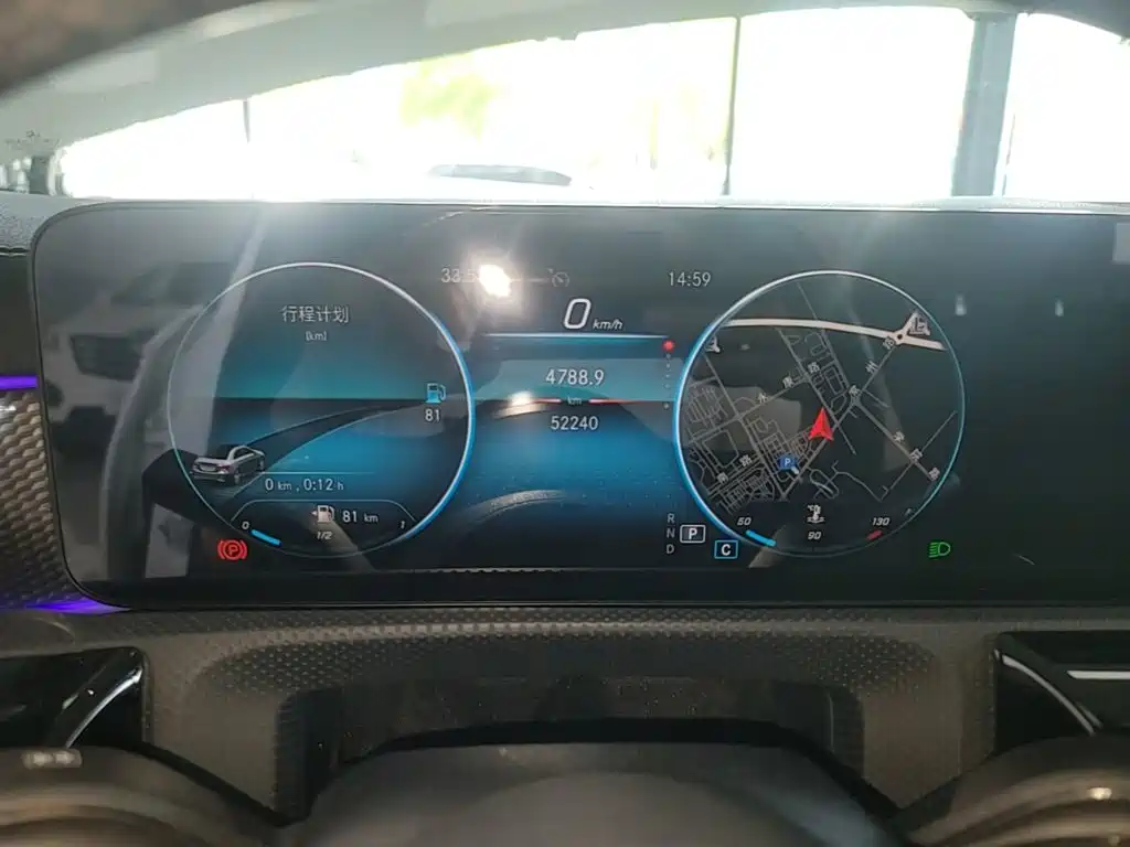 Mercedes-Benz A-Class 2021 — фото 12
