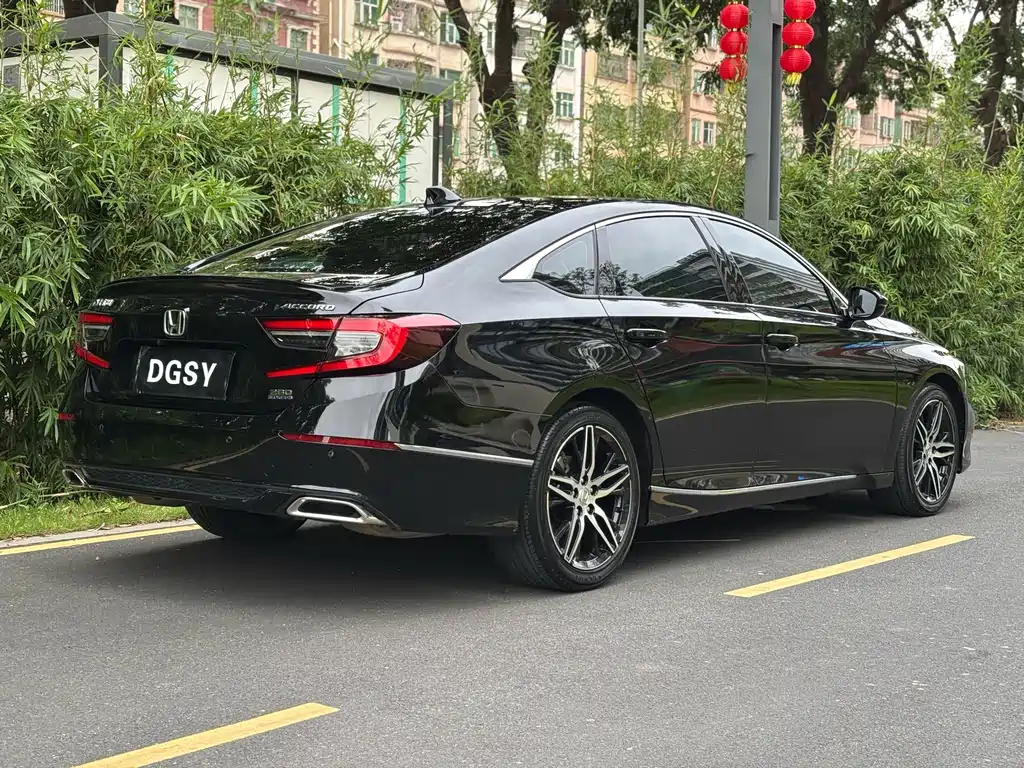 Honda Accord 2023 — фото 20