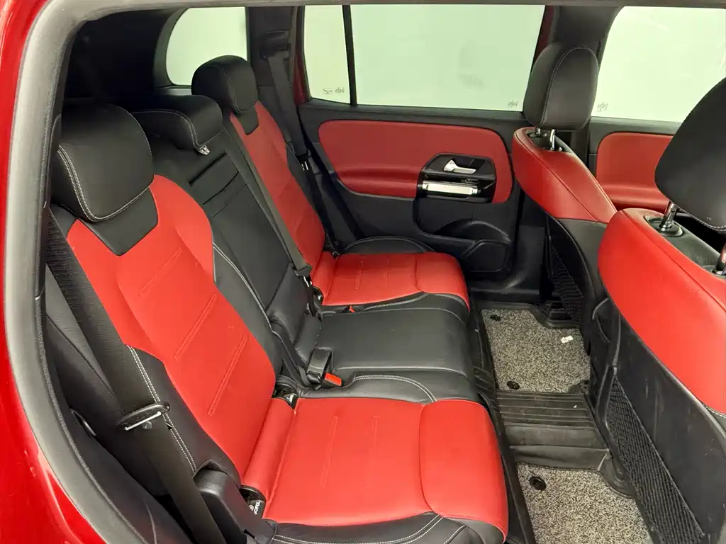 Mercedes-Benz GLB AMG 2023 — фото 16