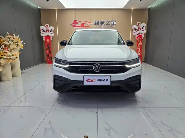 Volkswagen Tiguan L 2024