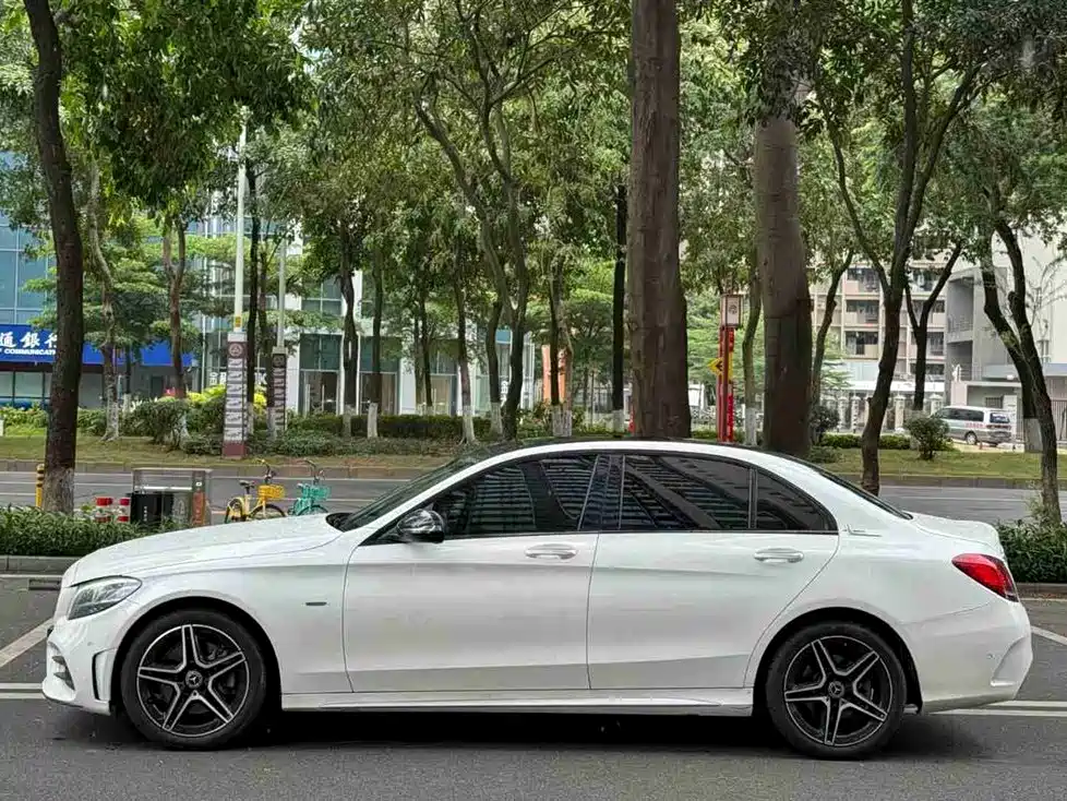 Mercedes-Benz C-Class 2020 — фото 2