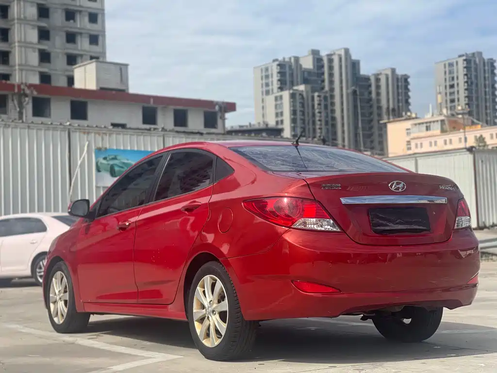 Hyundai Verna 2013 — фото 13