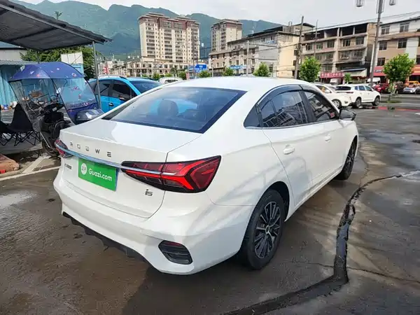 Roewe i5 2021