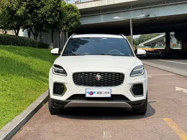 Jaguar E-PACE 2024