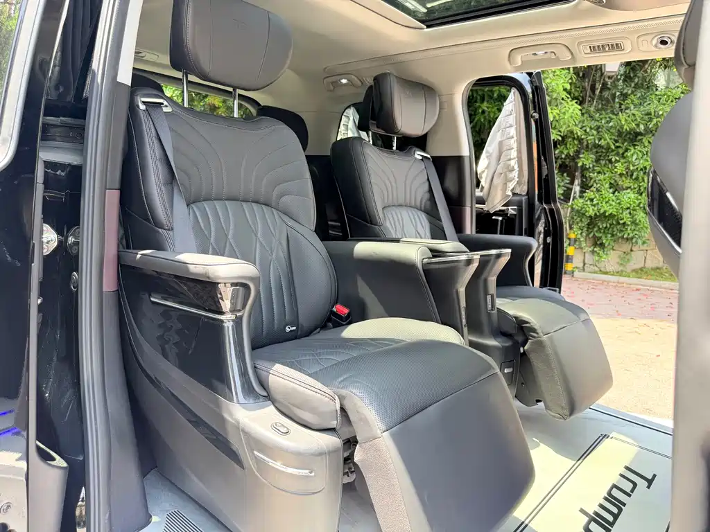 GAC Motor Trumpchi M8 2024 — фото 10