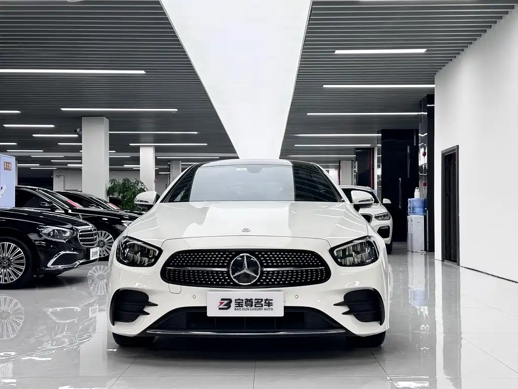 Mercedes-Benz E-Class 2022 — фото 2