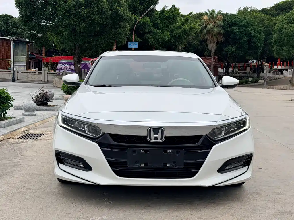 Honda Accord 2019 — фото 2