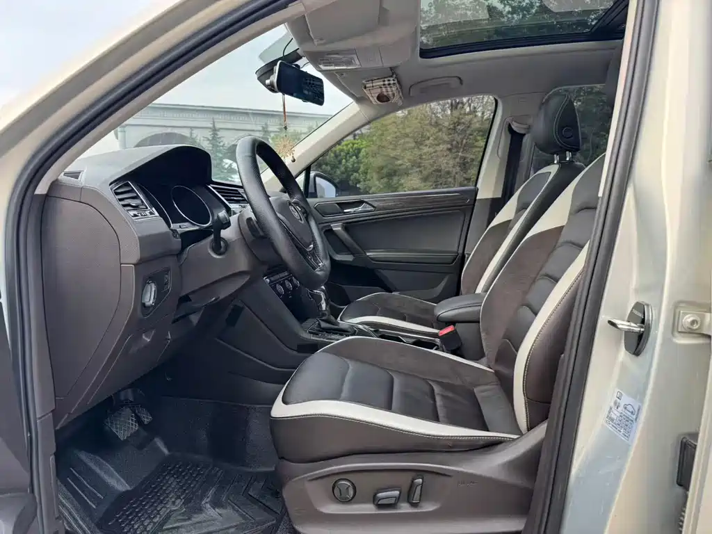 Volkswagen Tiguan L 2020