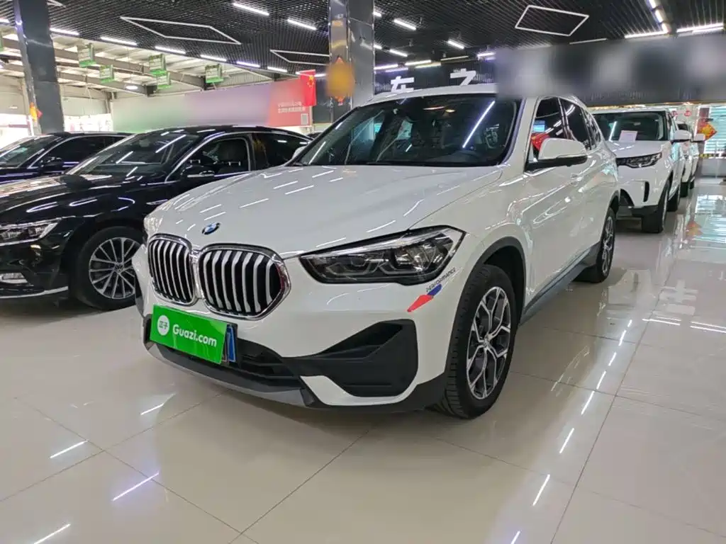 BMW X1 2023 — фото 1
