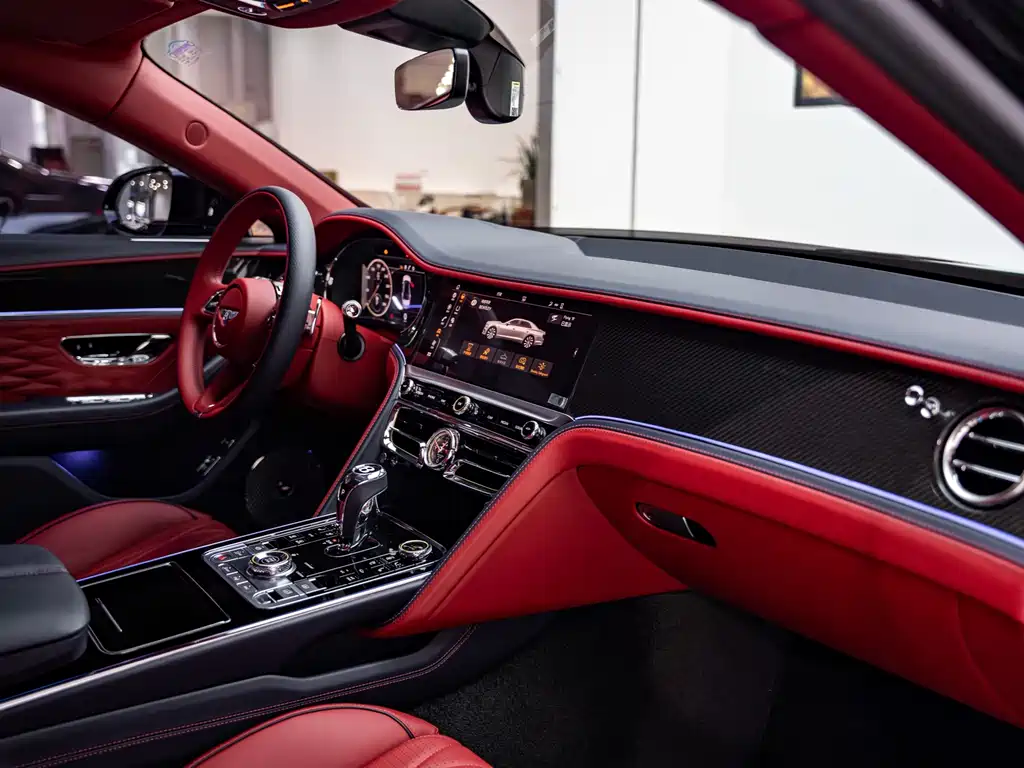 Bentley Flying Spur 2022 — фото 12