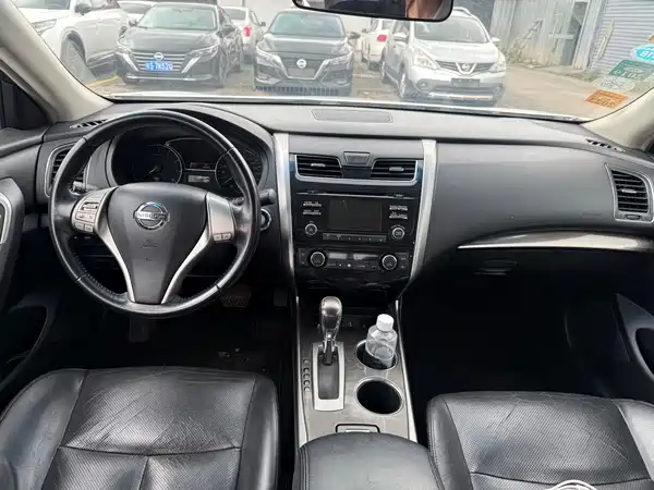 Nissan Teana 2015