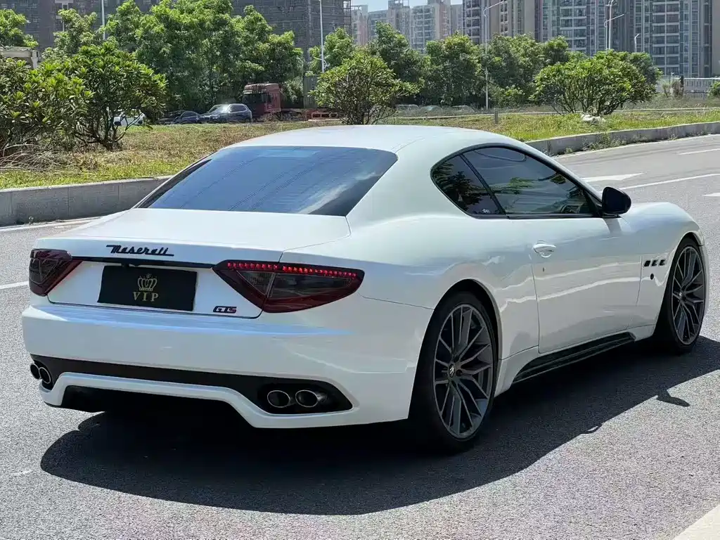 Maserati Granturismo 2018 — фото 8