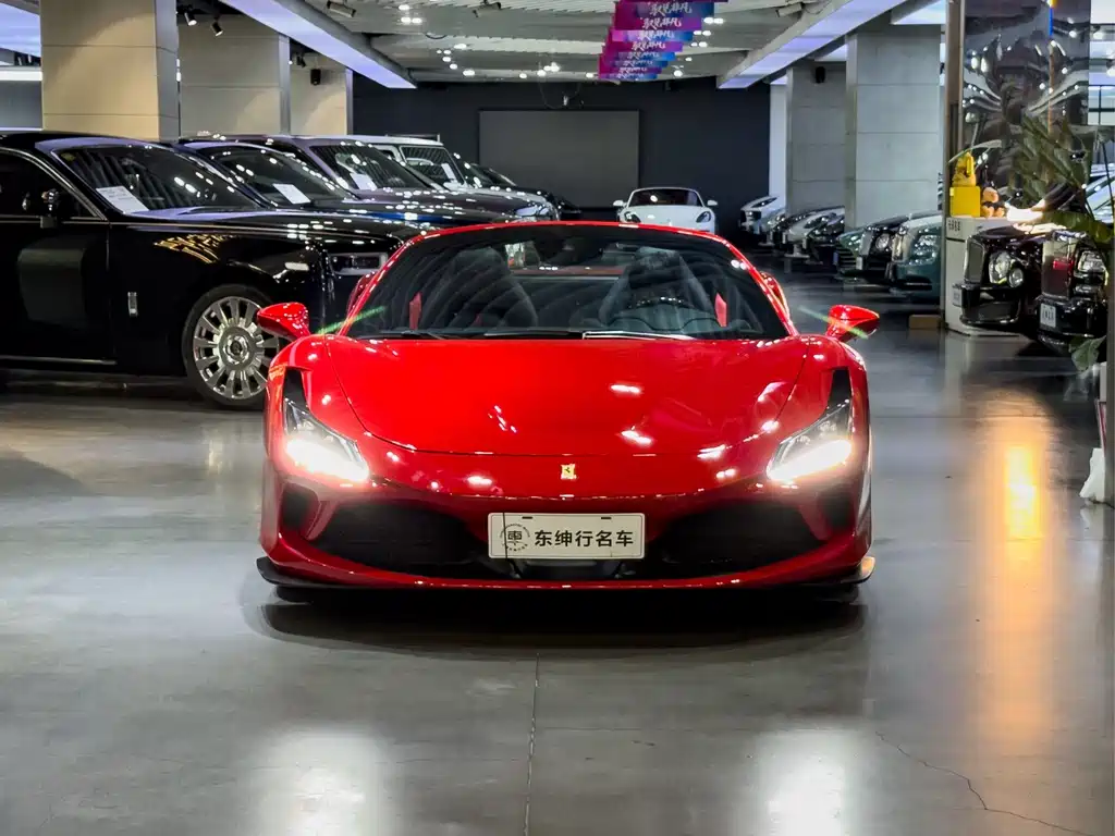 Ferrari F8 2023 — фото 2