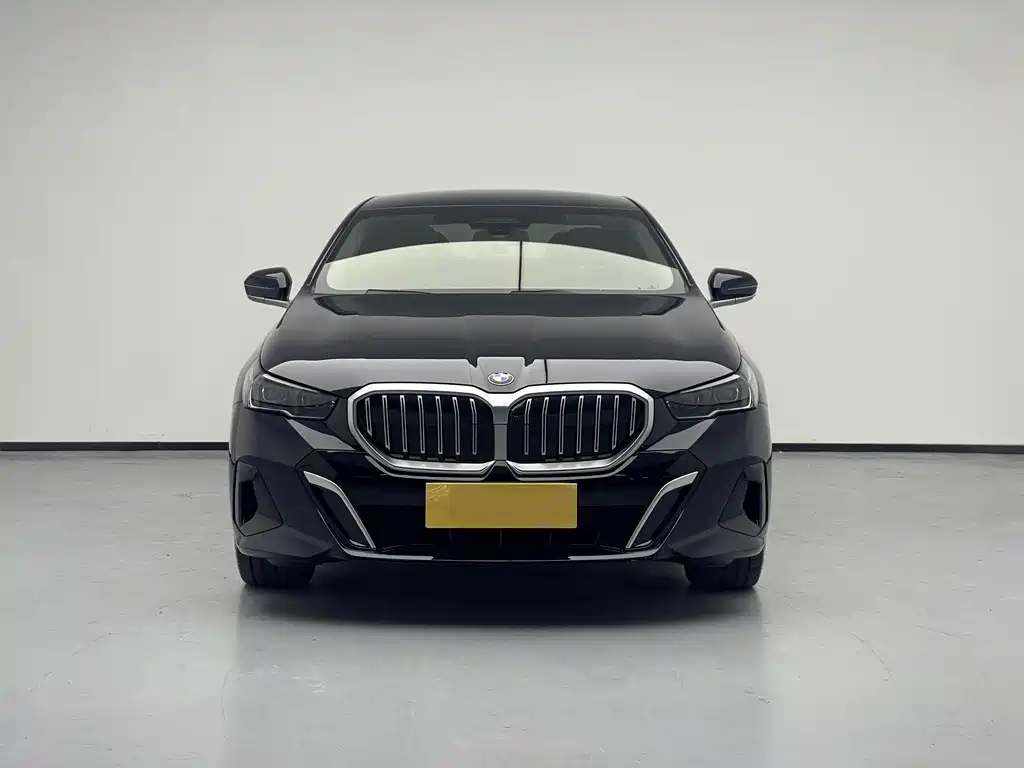 BMW 5 Series 2024