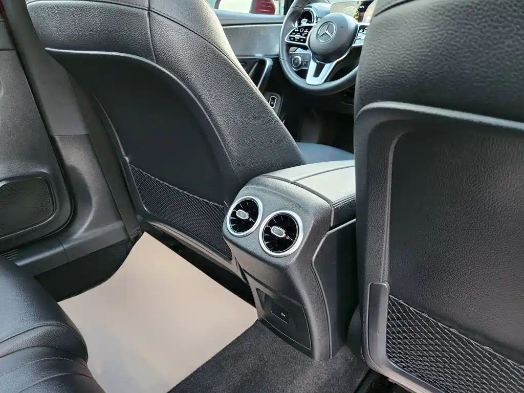 Mercedes-Benz A-Class 2021 — фото 14