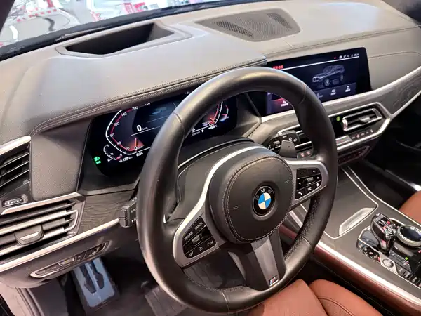 BMW X7 2020