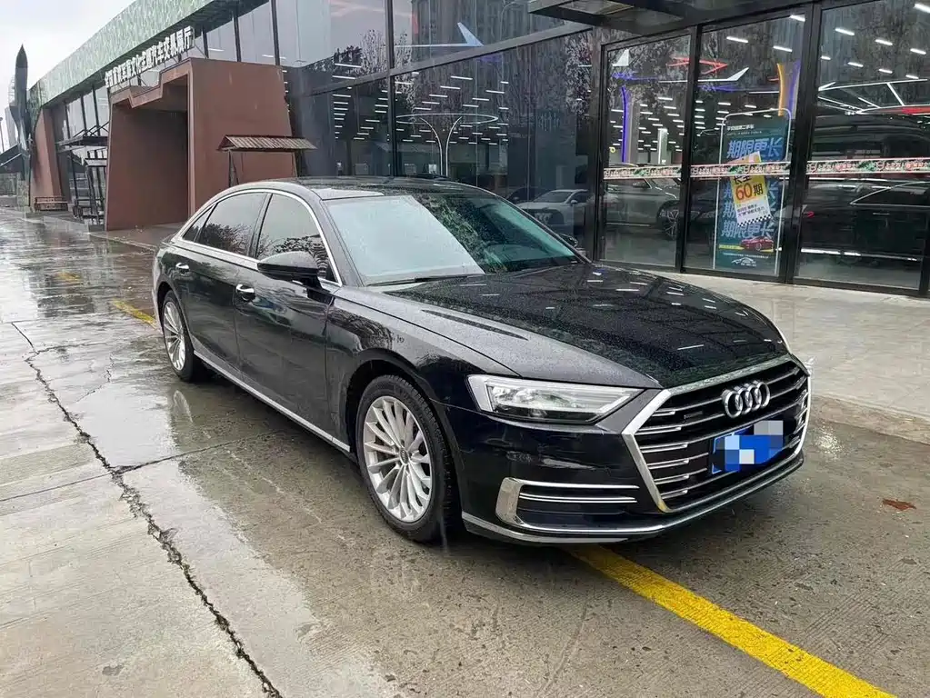 Audi A8 2019 — фото 3