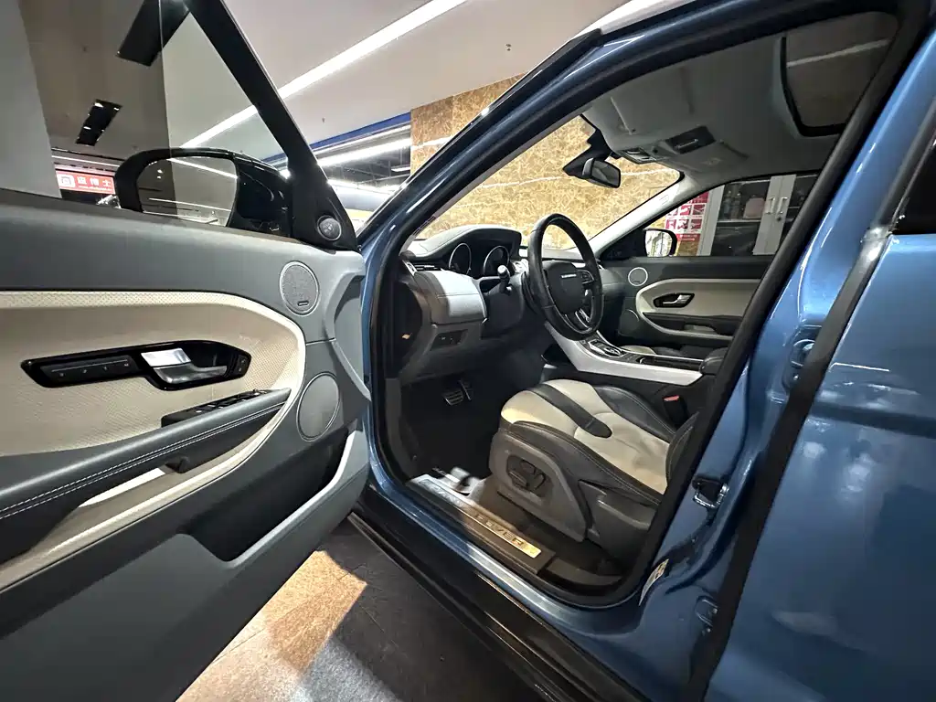 Land Rover Evoque 2014 — фото 13